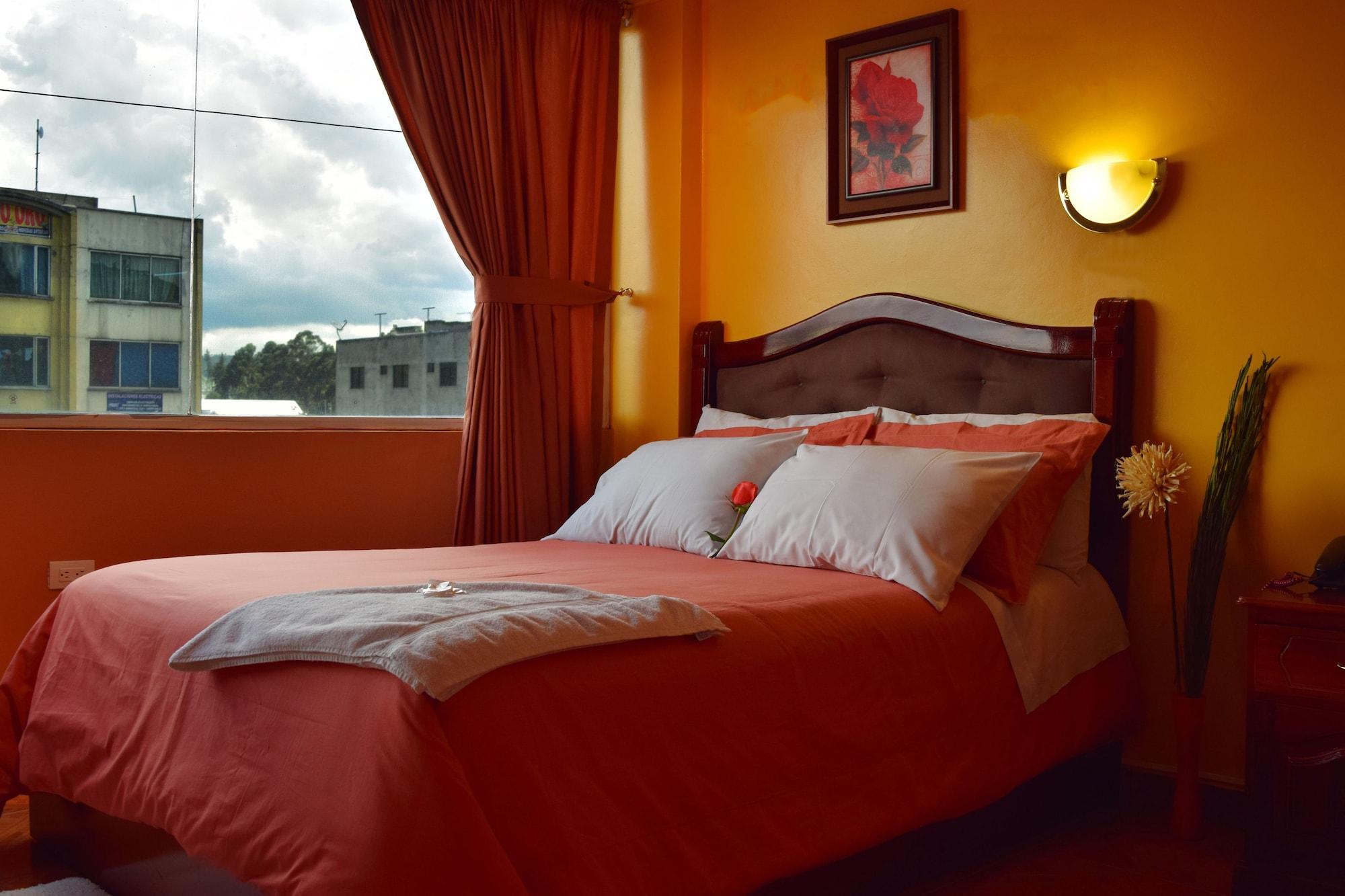 Miguel Angel Terminal Quitumbe Hotel Quito Bagian luar foto