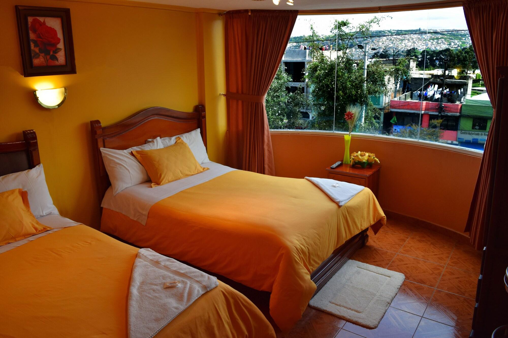 Miguel Angel Terminal Quitumbe Hotel Quito Bagian luar foto
